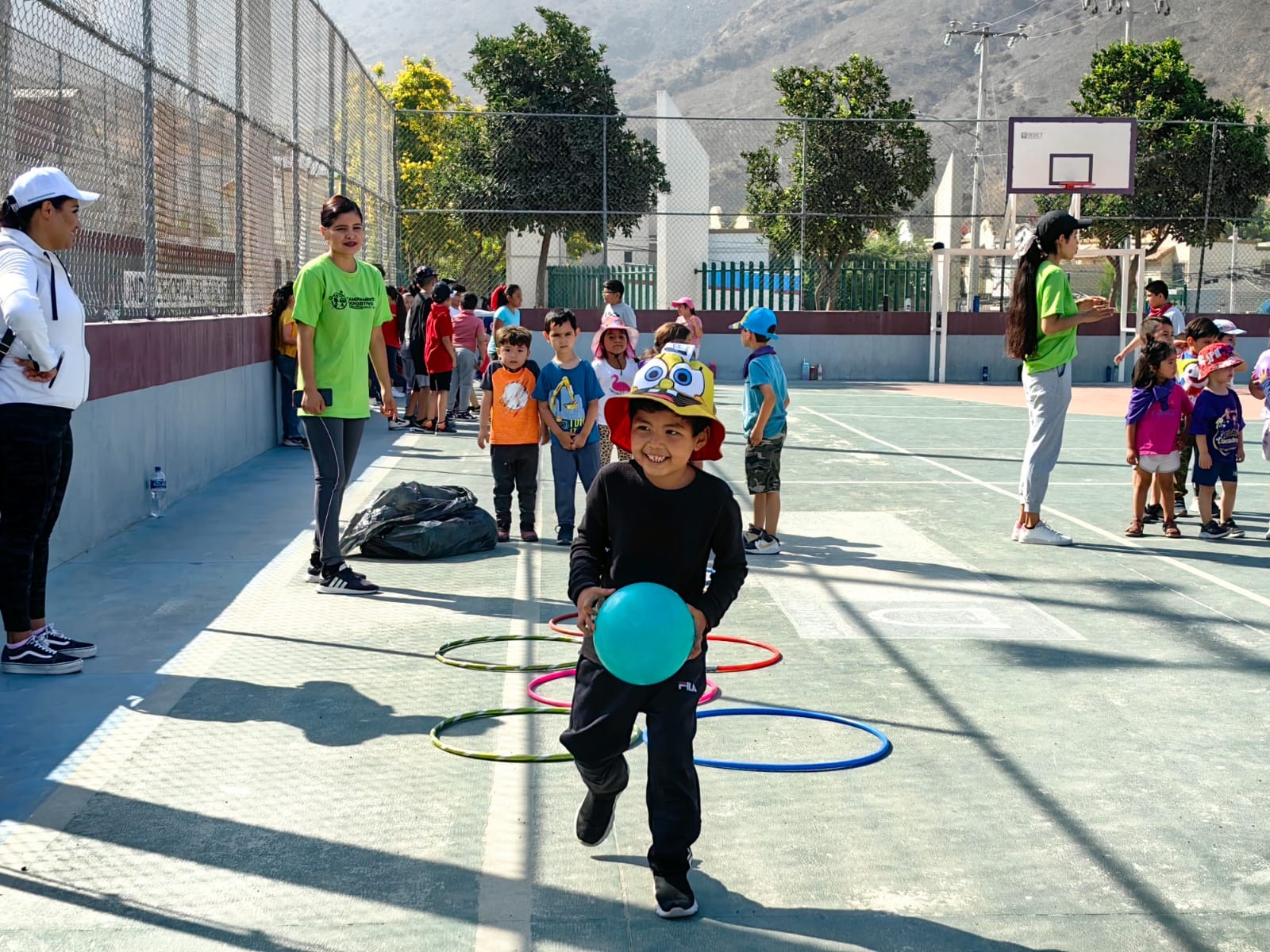 Participan cerca de 2 mil 500 niñas y niños en campamento de verano gratis autorizado por la alcaldesa de Tijuana