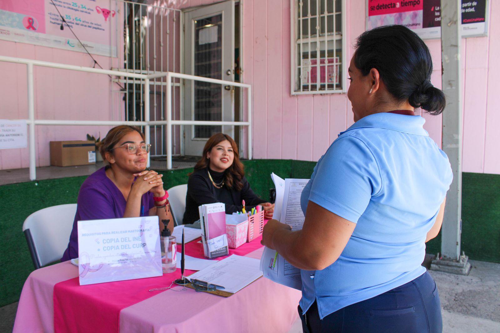 Brinda personal de unidad “Rosa” servicios gratuitos para la detección oportuna de cáncer en el cañón del Sainz