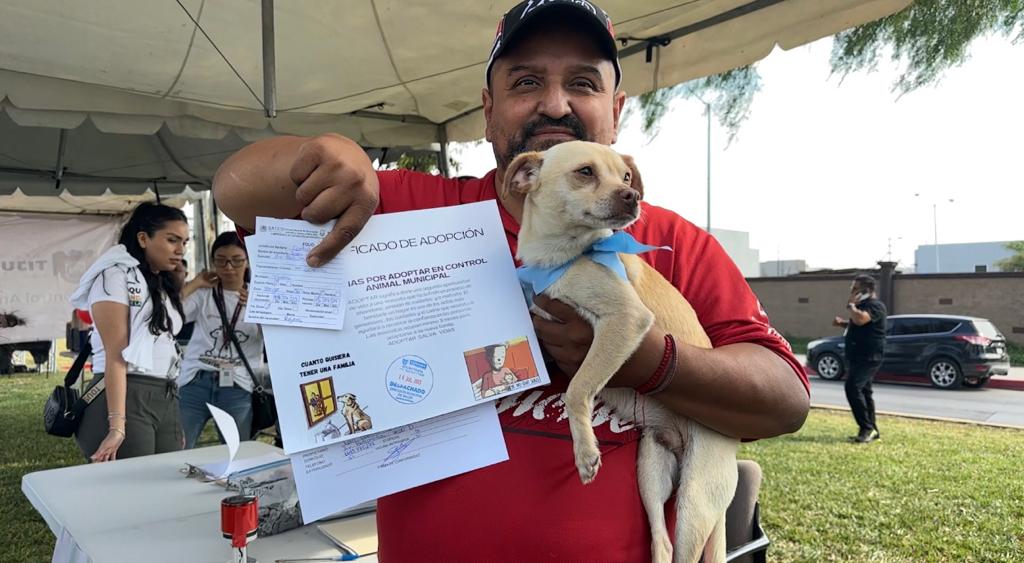 Más de mil tijuanenses disfrutaron de la feria de las mascotas