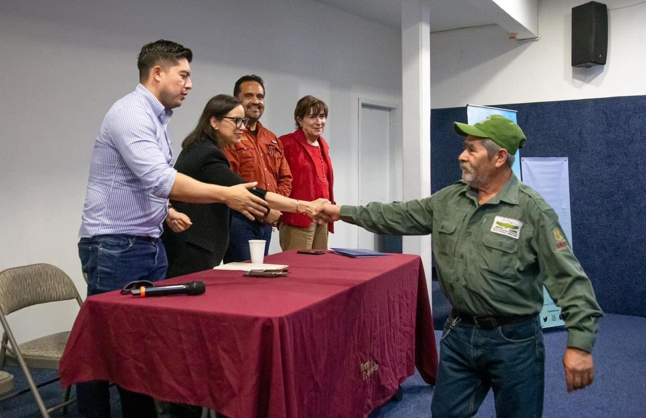 FIRMAN CONVENIO DE COLABORACIÓN SECRETARÍA DE MEDIO AMBIENTE Y TERRA PENINSULAR EN PRO DE LOS RECURSOS NATURALES DE BAJA CALIFORNIA