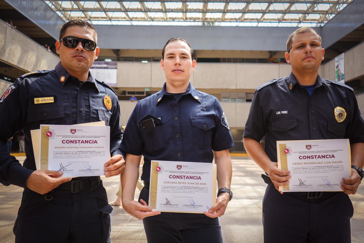 Celebran clausura de capacitación de bomberos de todo el país