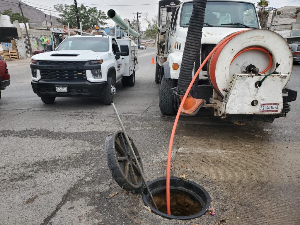 Refuerza CESPT trabajos de mantenimiento y protección de instalaciones estratégicas para prevenir impacto de lluvias en Tijuana y Playas de Rosarito