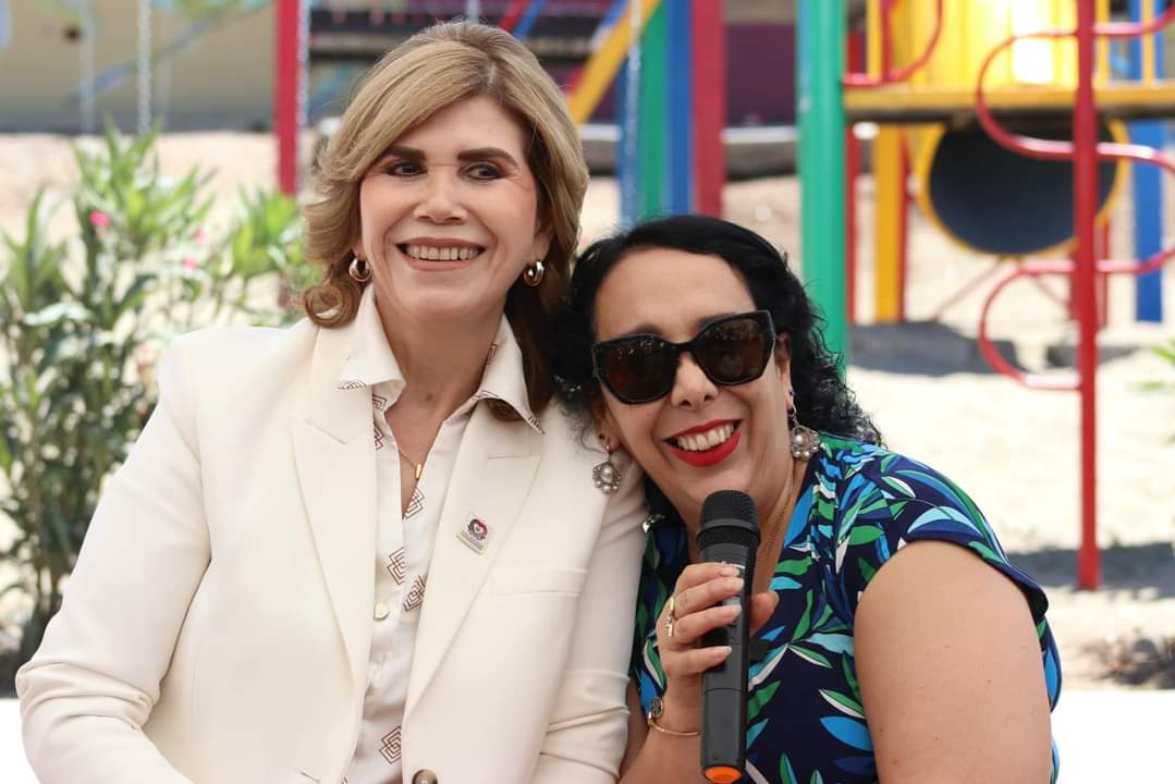 Inauguran Araceli Brown y Mavis Olmeda, el Área Infantil y Cancha de Usos Múltiples en el Parque Lineal de la Ampliación Lucio Blanco”