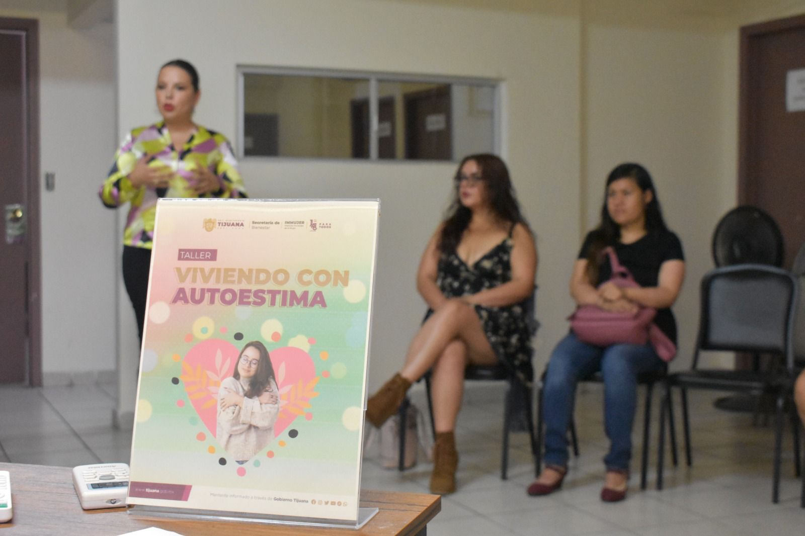 IMMUJER realizó taller “Viviendo con autoestima”