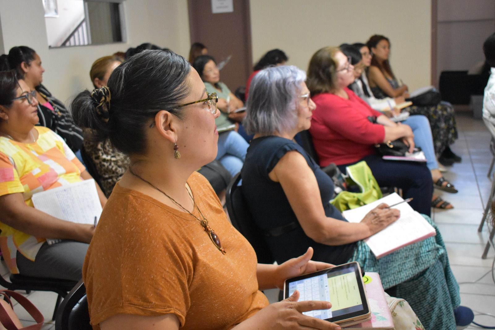 Emprendedoras concluyen ciclo de capacitaciones en IMMUJER