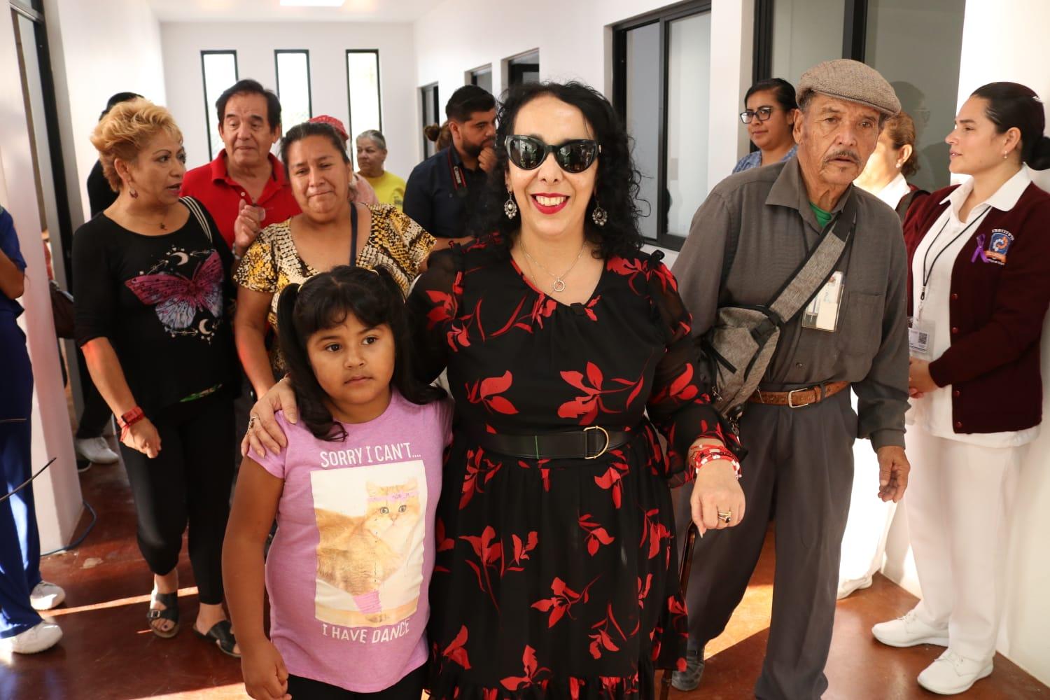 Inaugura Araceli Brown Centro Comunitario Tonatzin