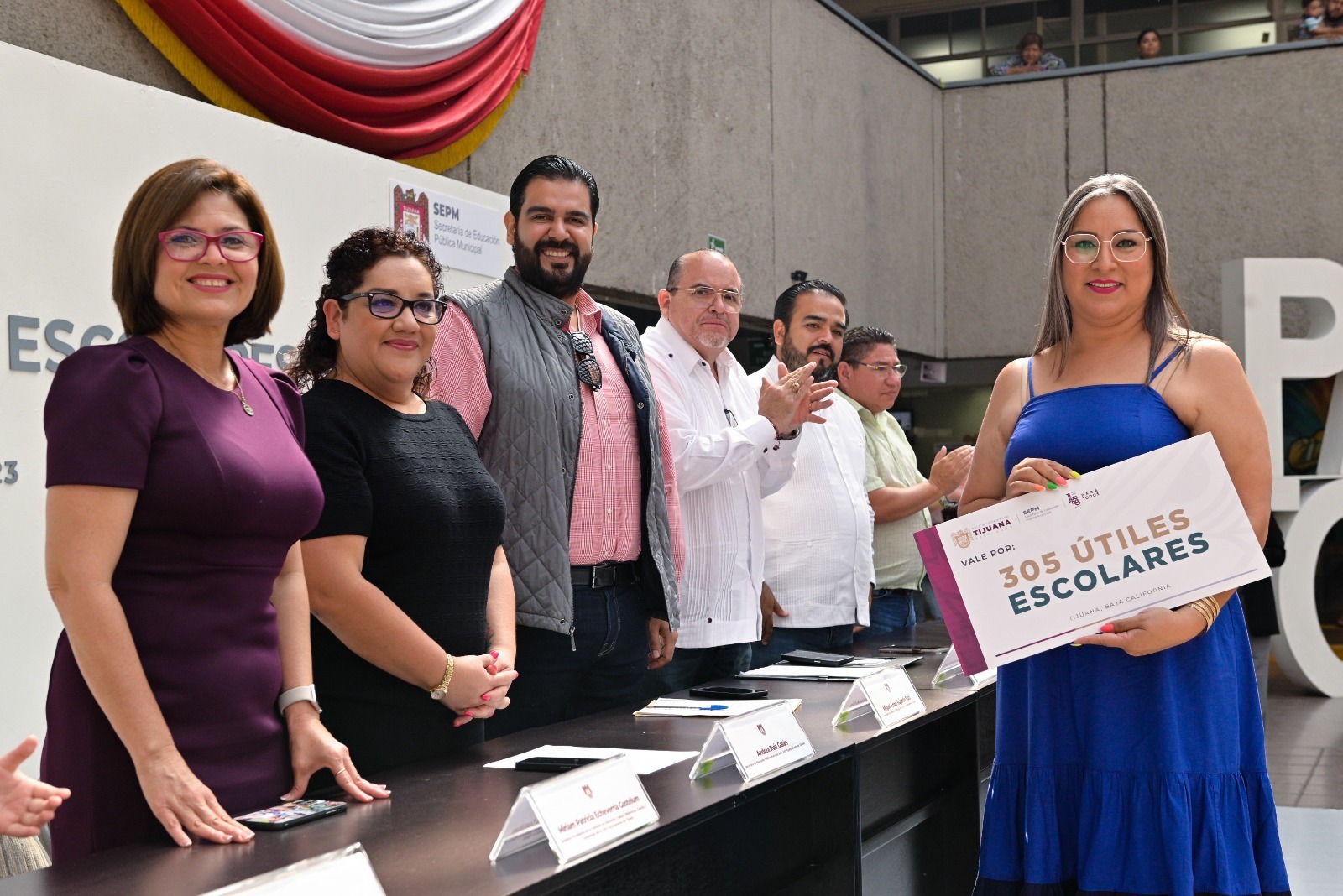 Entrega Ayuntamiento de Tijuana útiles escolares a 4 mil alumnos municipales