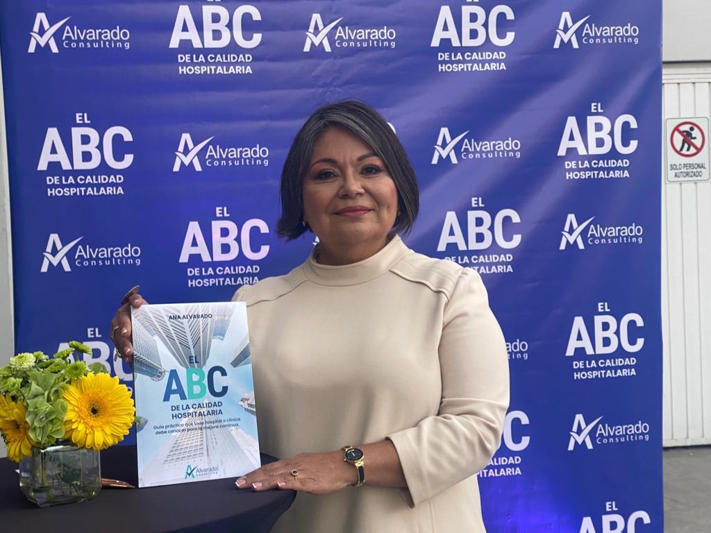 Presenta Ana Alvarado su libro “El ABC de la Calidad Hospitalaria”