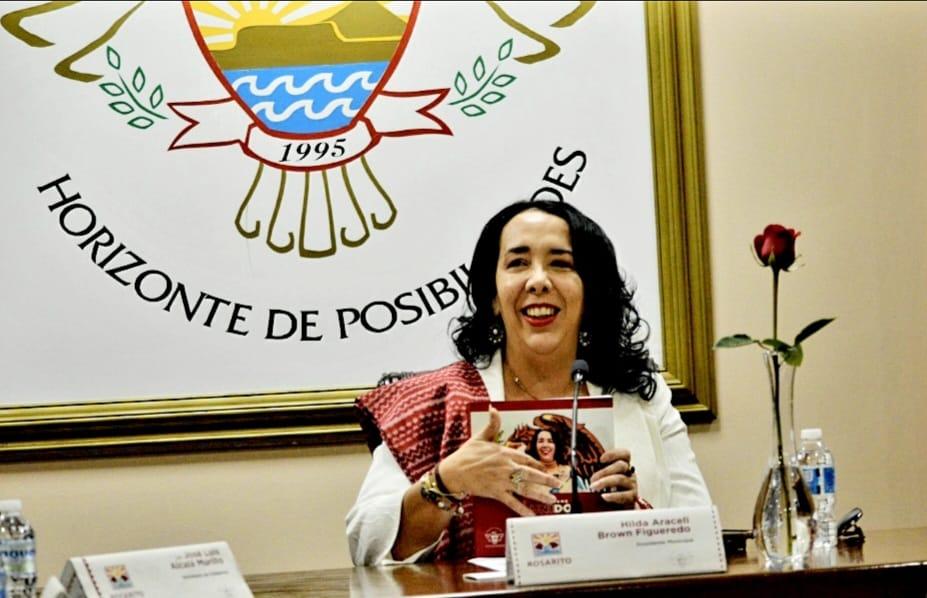 Entrega Araceli Brown en Sesión Solemne de Cabildo Informe Dos de Gobierno