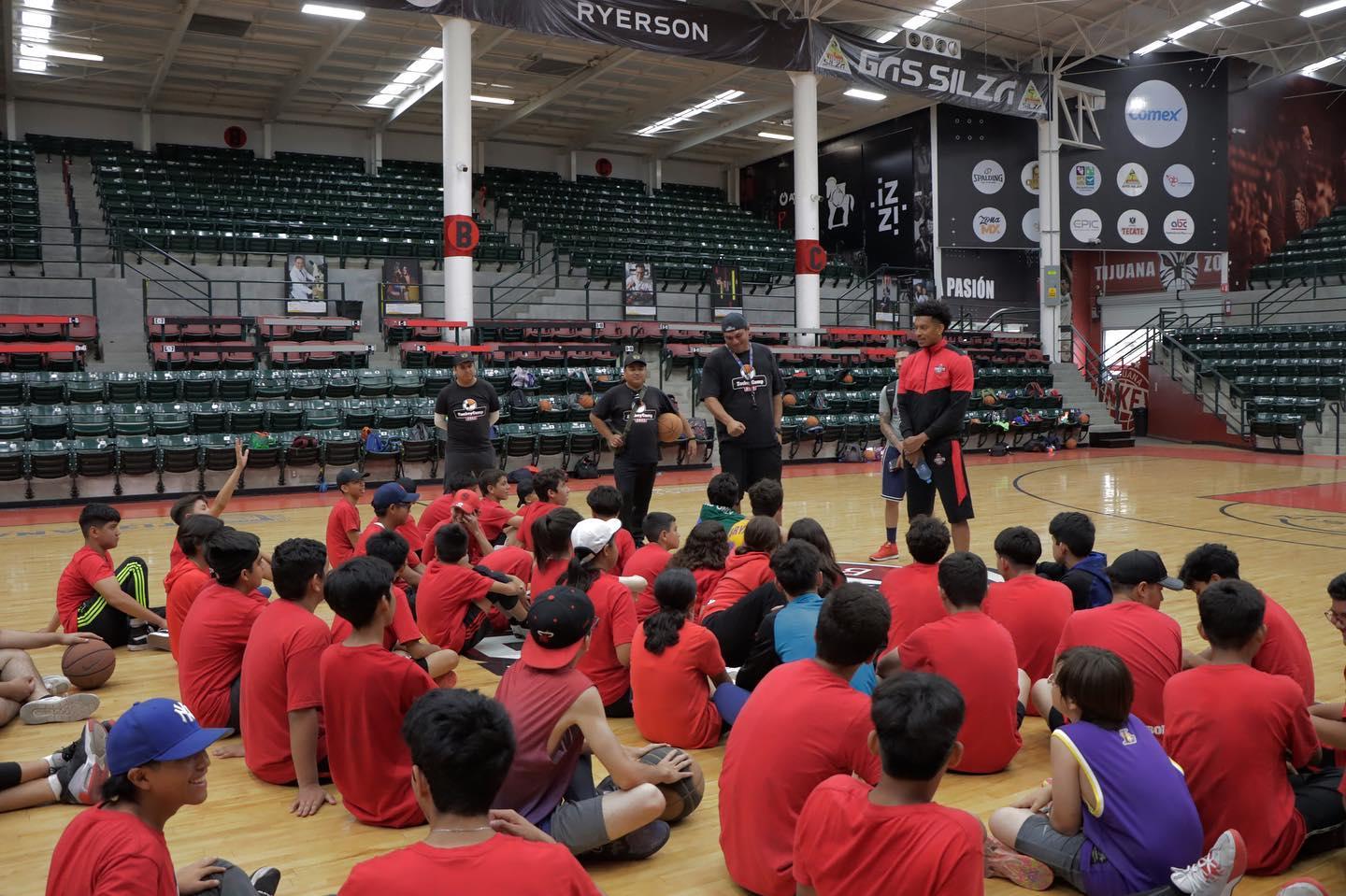 Suma Club Deportivo Zonkeys horario extendido