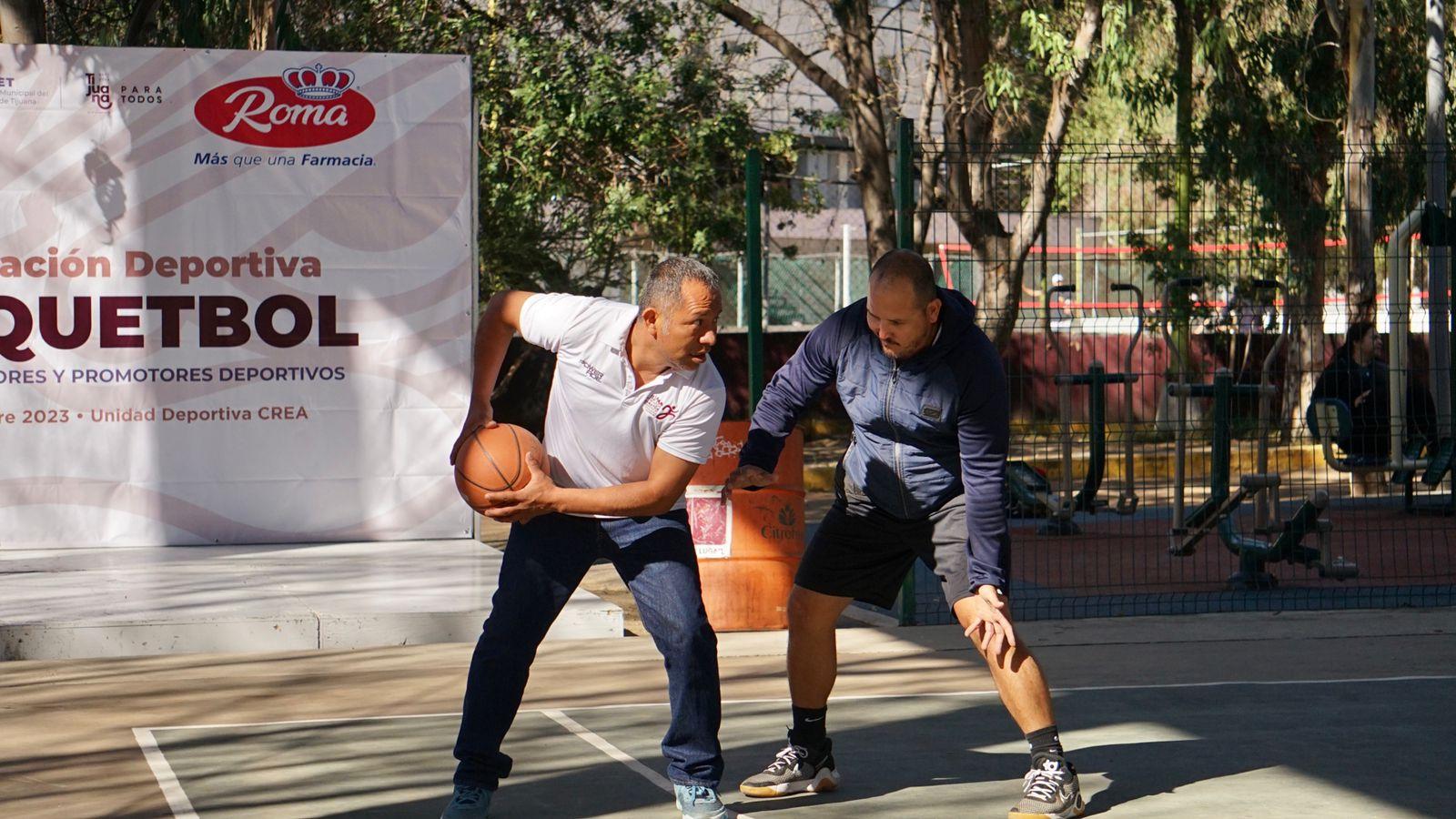 Realiza IMDET capacitación deportiva de basquetbol