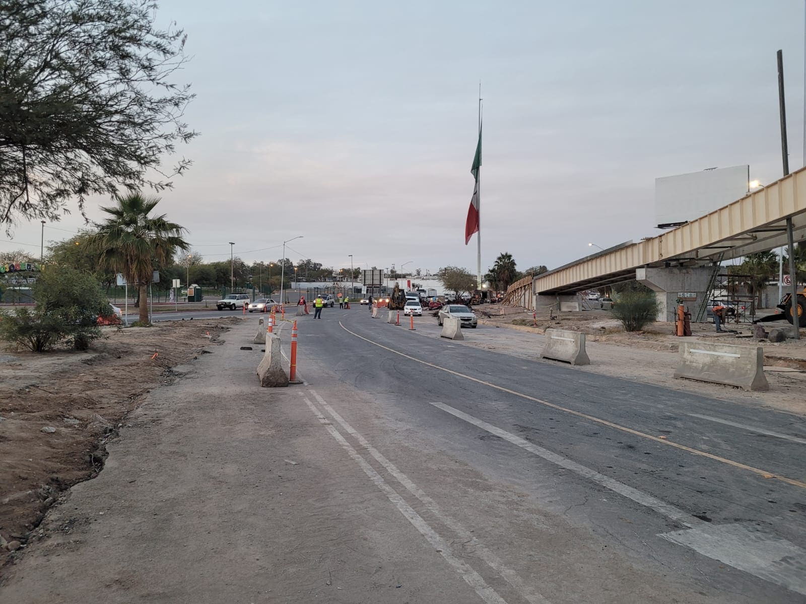 ABIERTA LA CIRCULACIÓN EN RÍO NUEVO A LA ALTURA DEL EJE CENTRAL EN MEXICALI: SIDURT