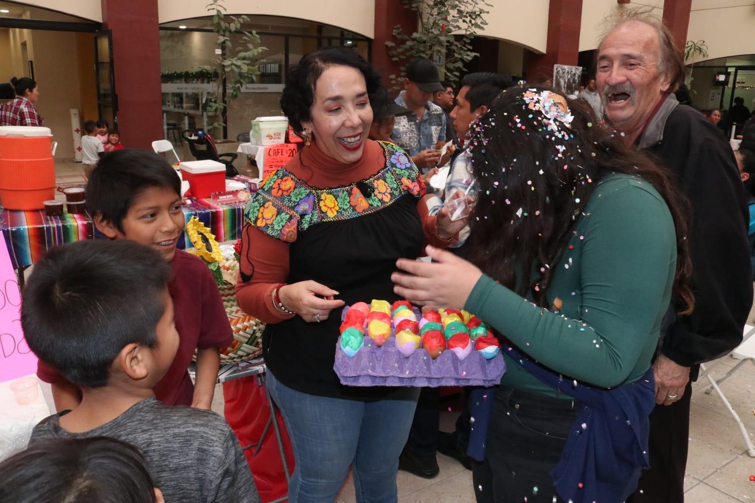 Realiza Gobierno de Rosarito, Festival de la Piñata y El Mole