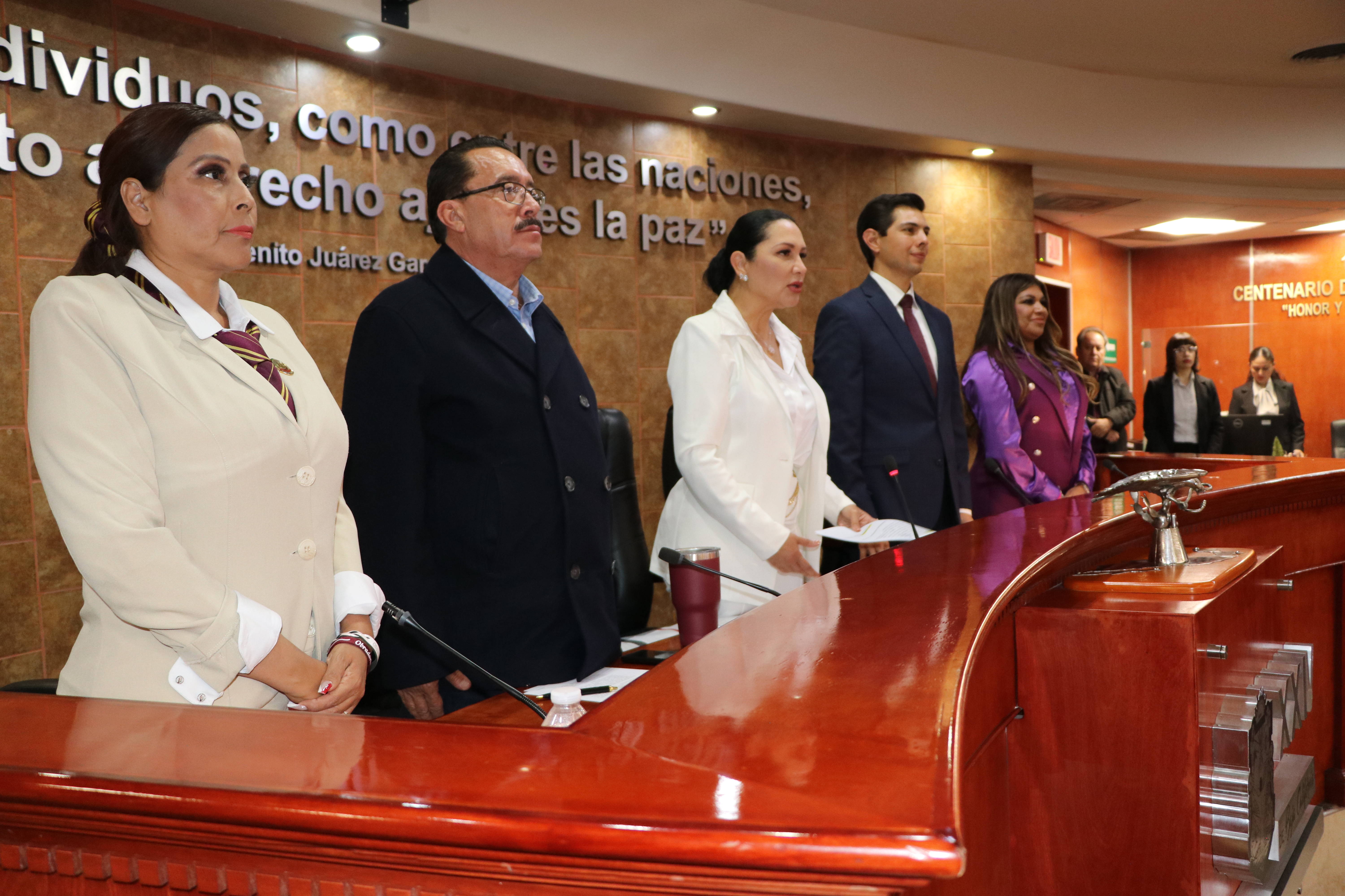 Diputada Araceli Geraldo emite declaratoria formal de instalación de mesa directiva