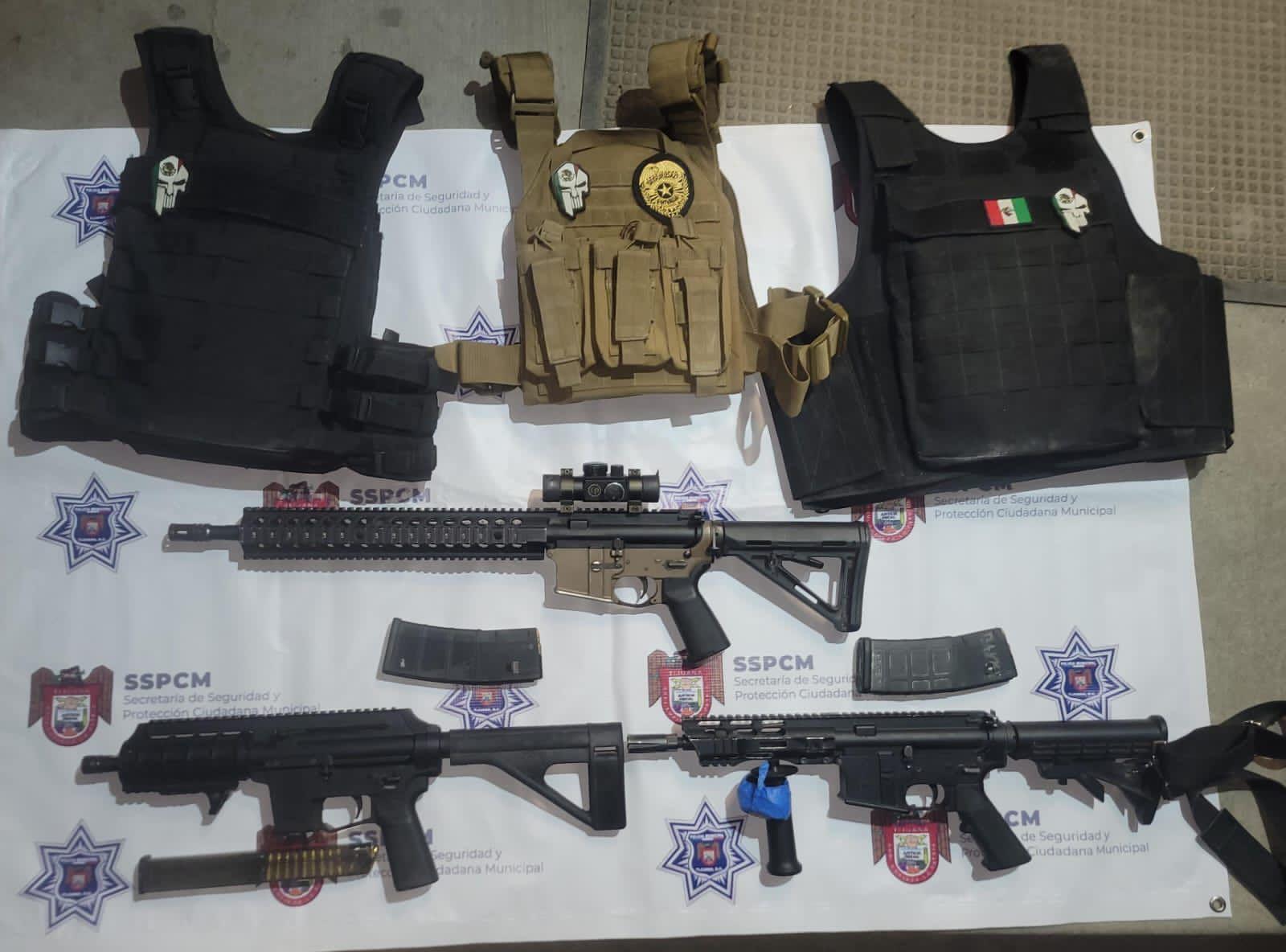 Policía de Tijuana captura 5 jóvenes por privación de la libertad y posesión de armas largas