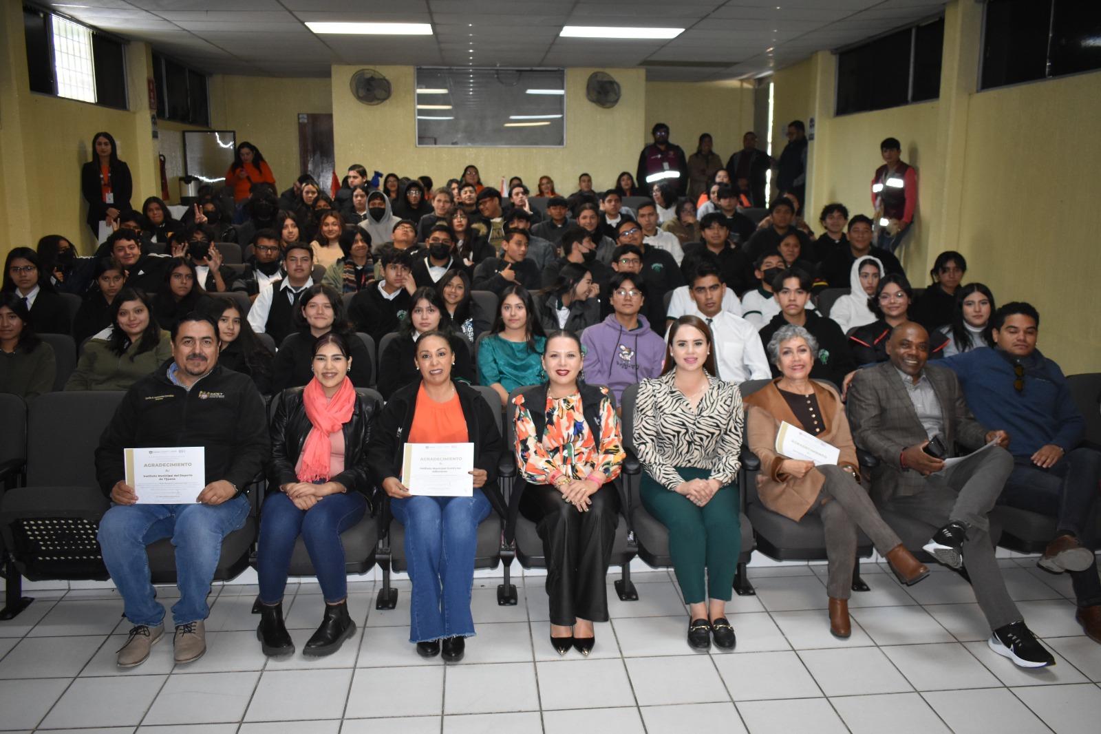 Previene Ayuntamiento de Tijuana, violencia digital con Rally Naranja en CONALEP II