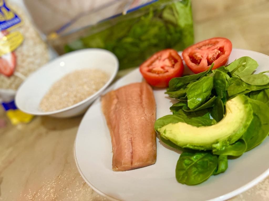 DESTACAN BENEFICIOS DE LLEVAR UNA DIETA SALUDABLE EN EL MARCO DEL DÍA DEL NUTRIÓLOGO