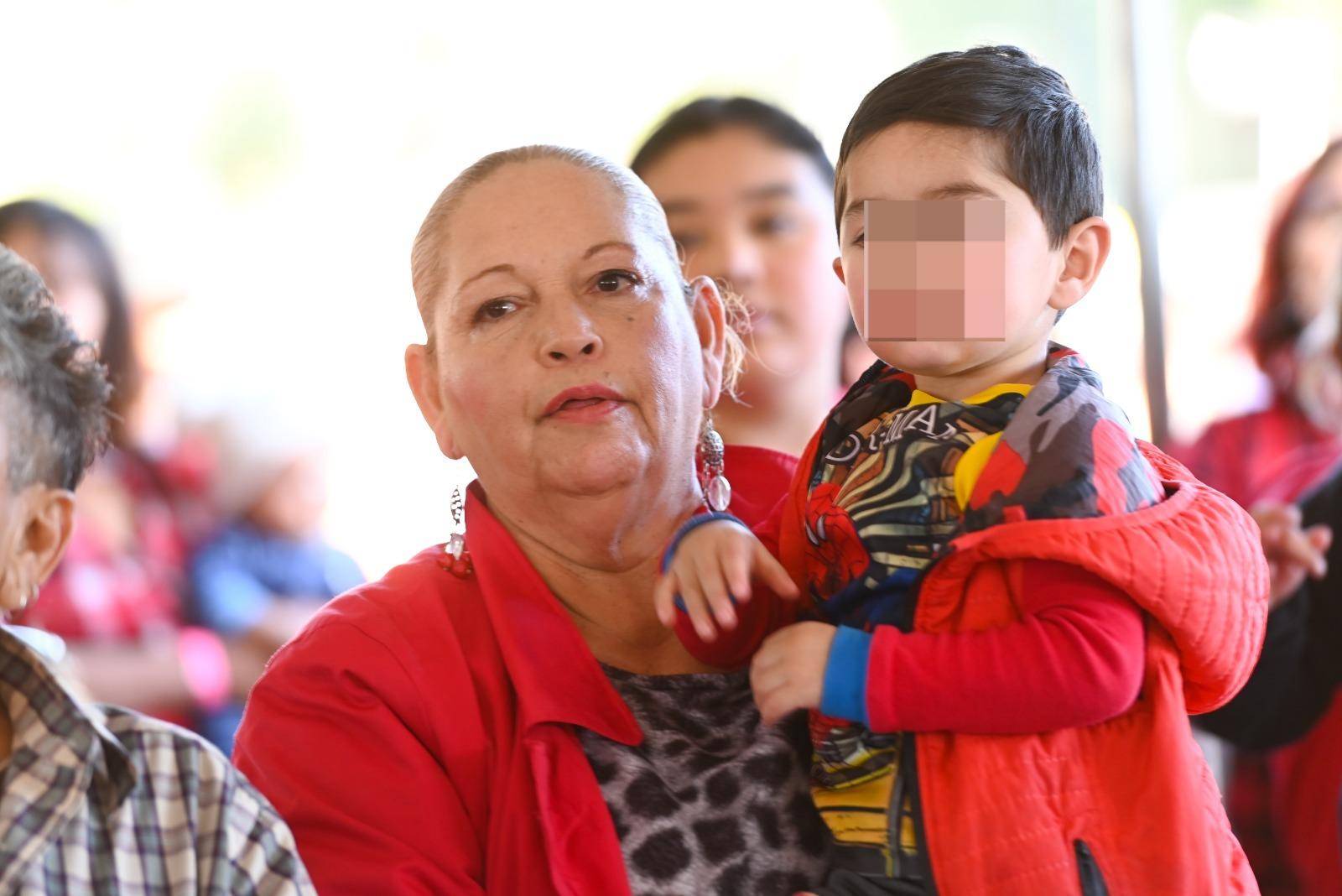 Exhorta Ayuntamiento de Tijuana a padres de familia abrigar a sus hijos en este regreso a clases