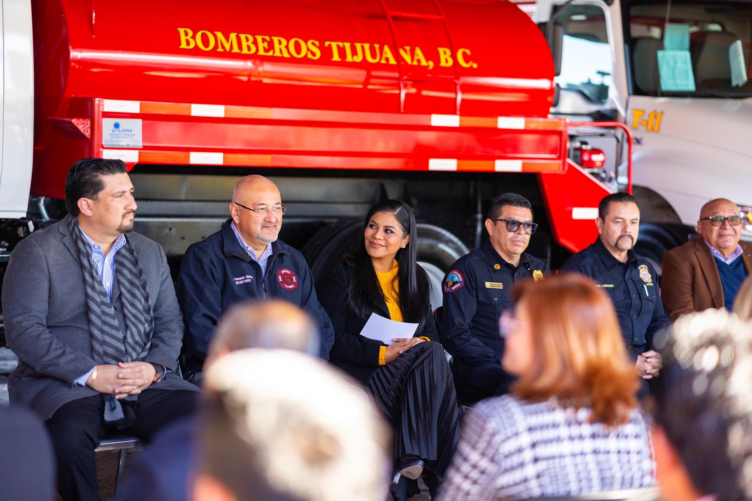 Invierte Gobierno de Montserrat Caballero más de 7.5 MDP en equipar a los bomberos