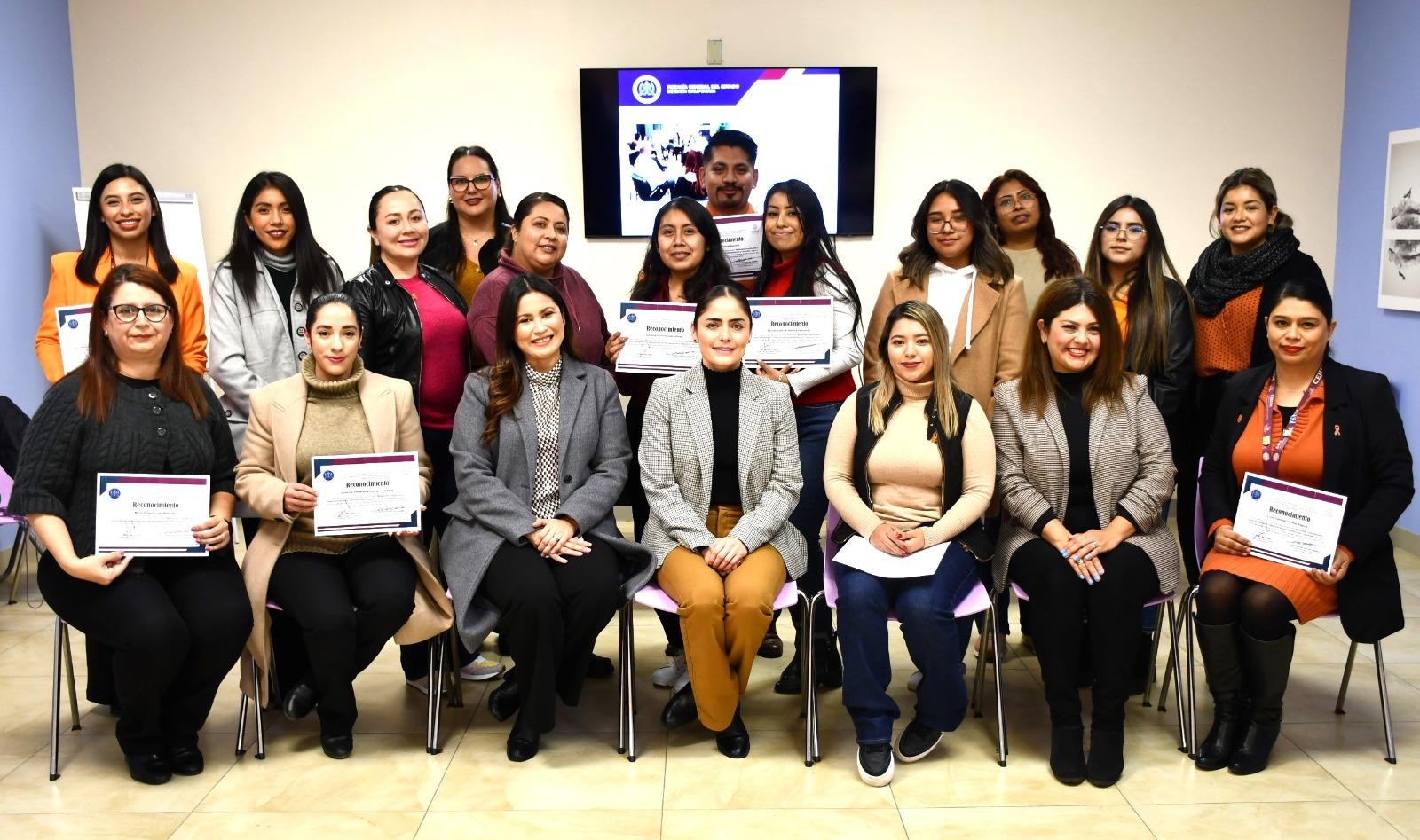 Imparte Fiscalía taller de mediación, conciliación y junta restaurativa a personal del centro de justicia para mujeres