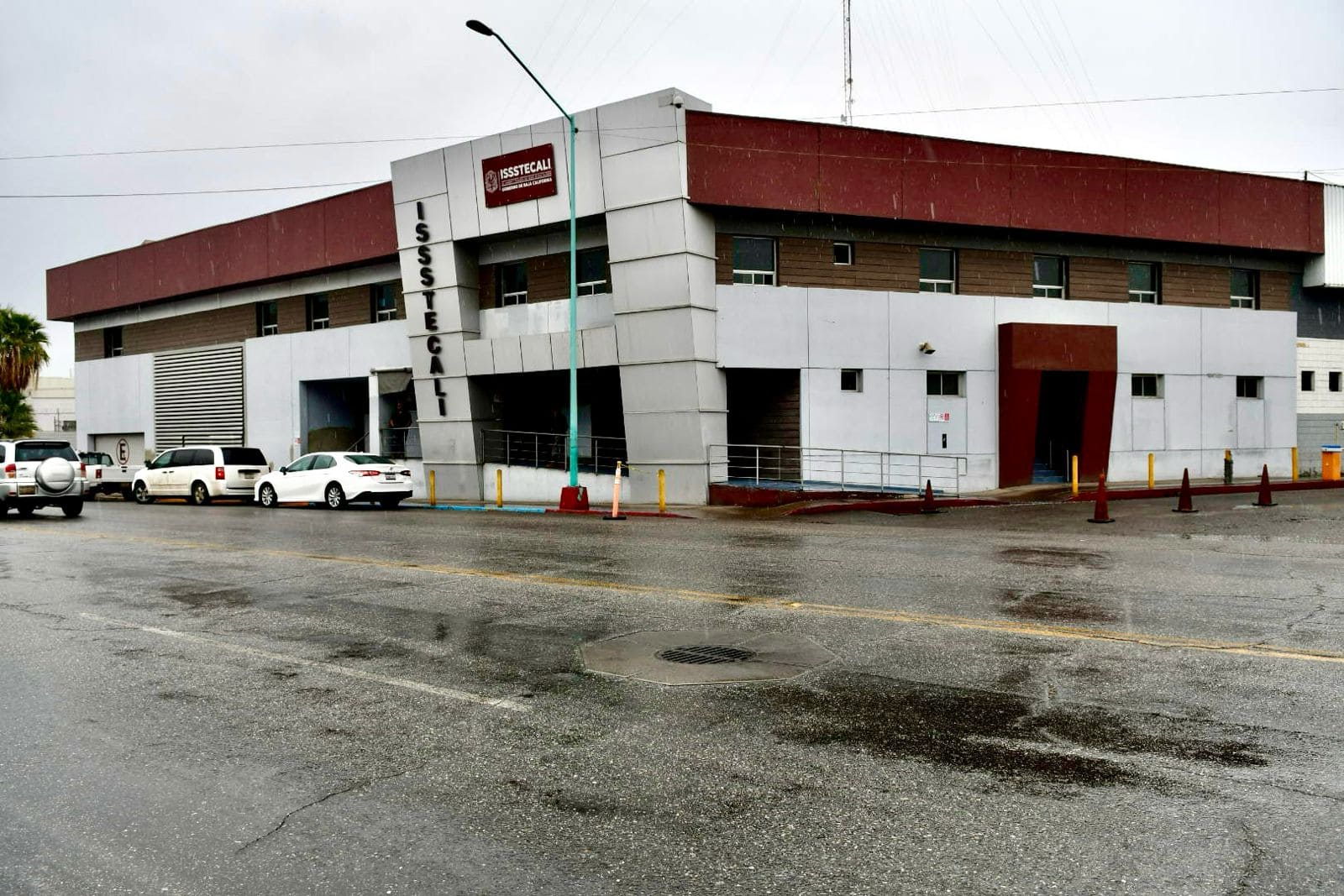 MANTIENE GUARDIA ISSSTECALI ANTE PRONOSTICO DE LLUVIAS