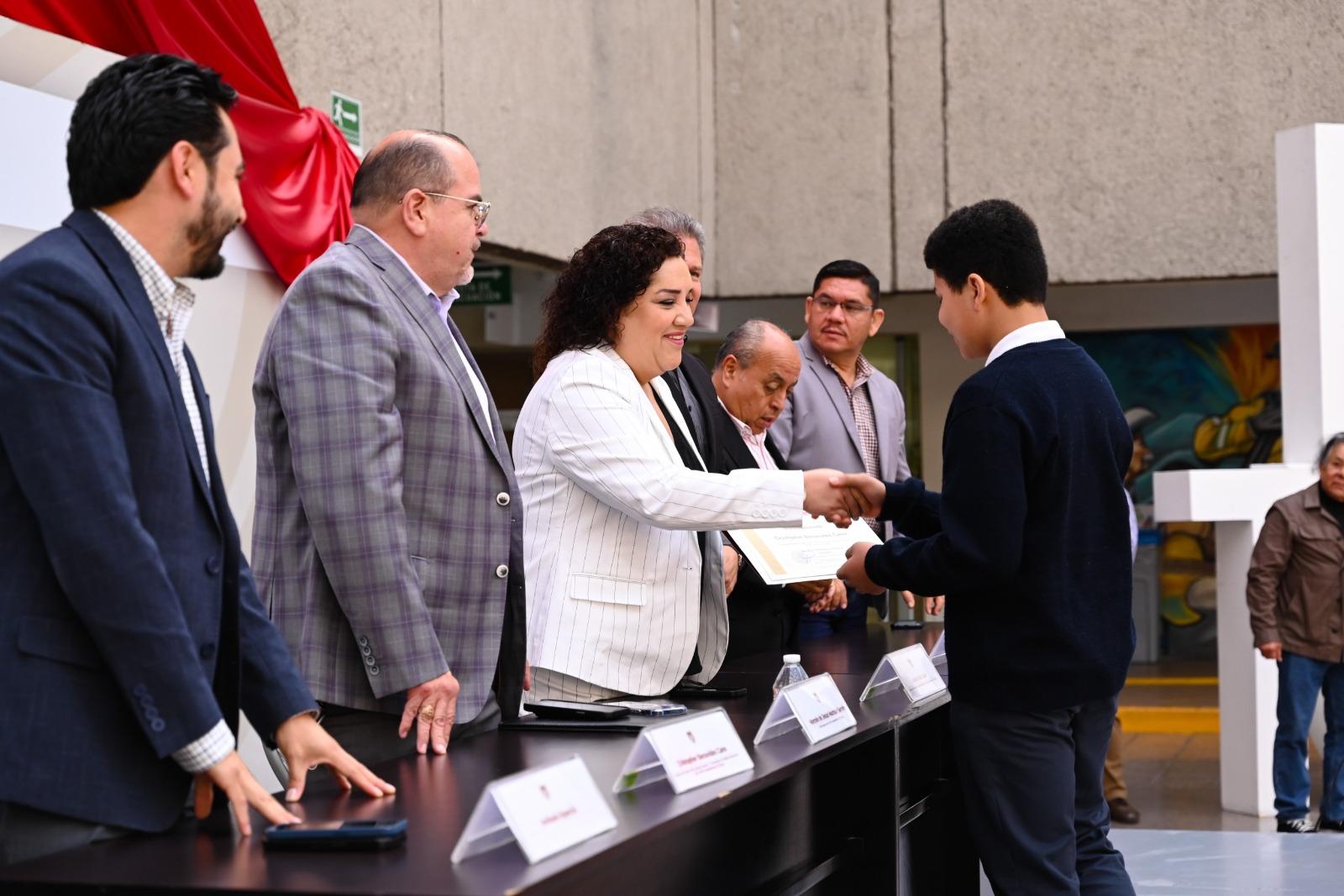 Ayuntamiento de Tijuana reconoció a ganadores del concurso “Infancia en la presidencia 2024”