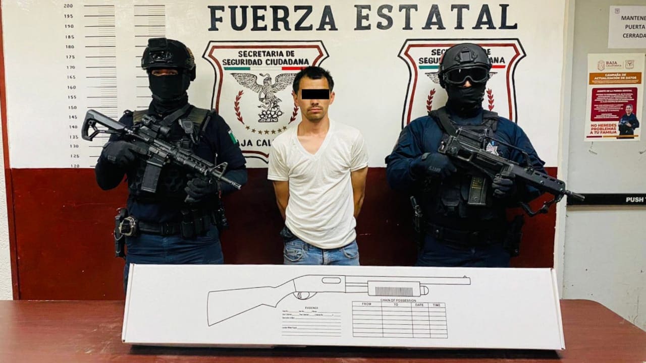 DETIENE FUERZA ESTATAL A HOMBRE ARMADO EN TECATE