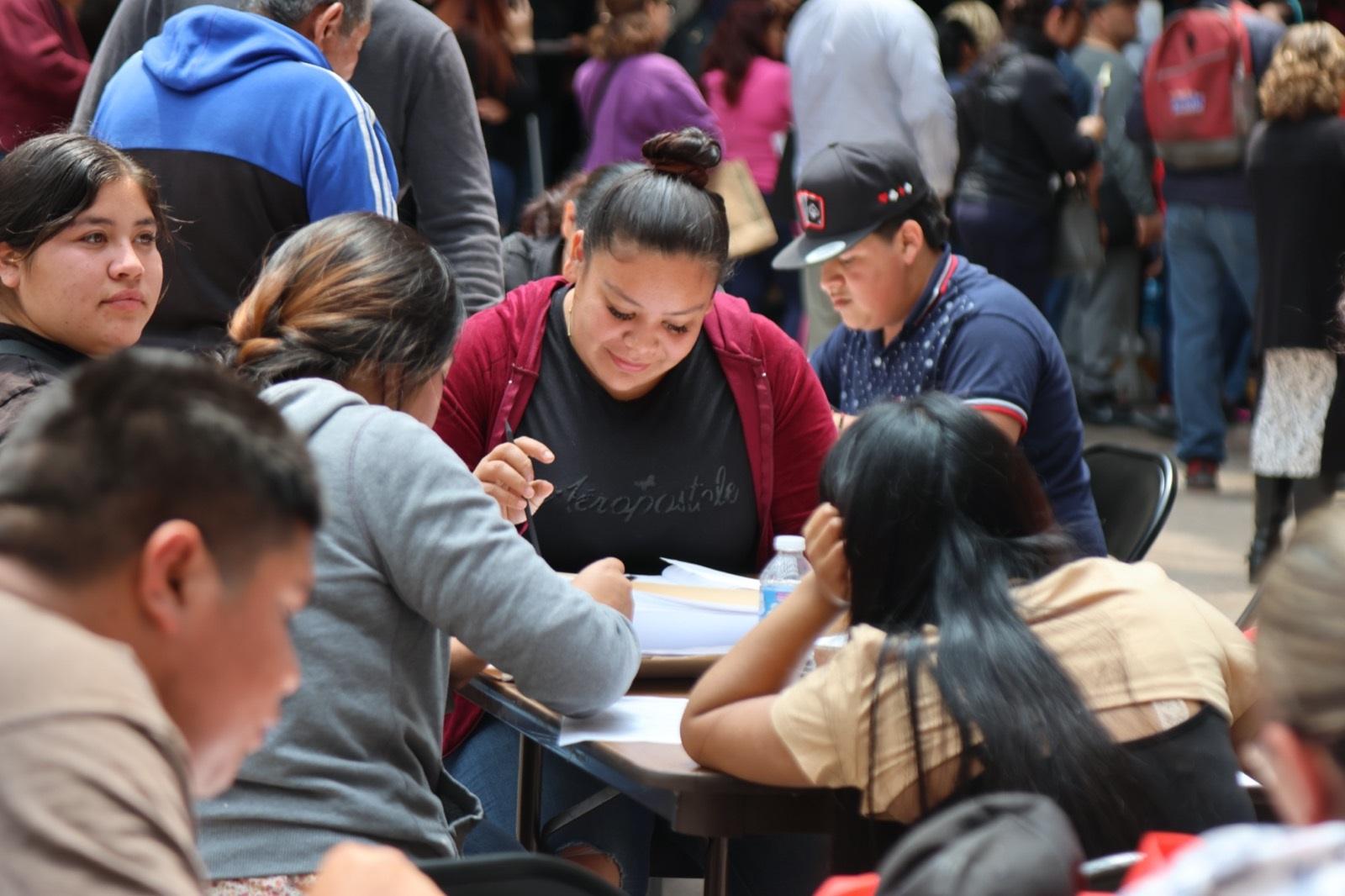 Buscan abatir rezago educativo con jornada de acreditación de primaria y secundaria de INEA