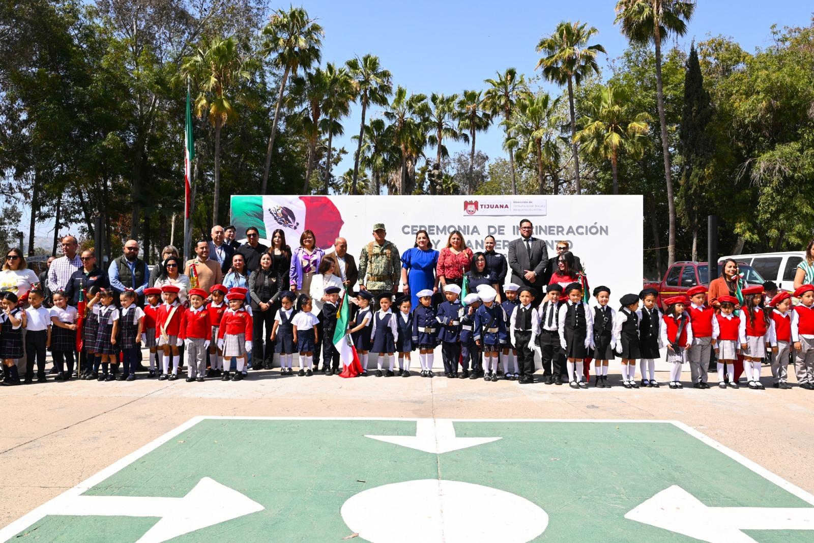 AYUNTAMIENTO DE TIJUANA REALIZÓ CEREMONIA DE INCINERACIÓN Y ABANDERAMIENTO DE ESCOLTAS DE NIVEL PREESCOLAR