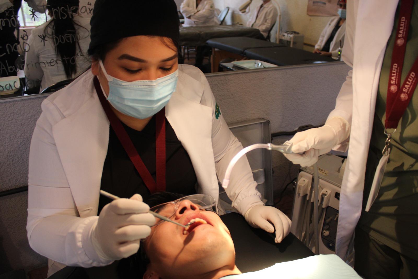 Llevan salud dental a migrantes y trabajadores de maquila