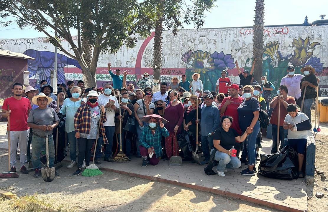 Ayuntamiento y comerciantes realizan jornada de limpieza, por una Tijuana para todos