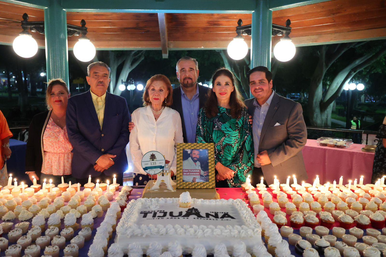 Festejan a Tijuana con las mañanitas por su 135 aniversario