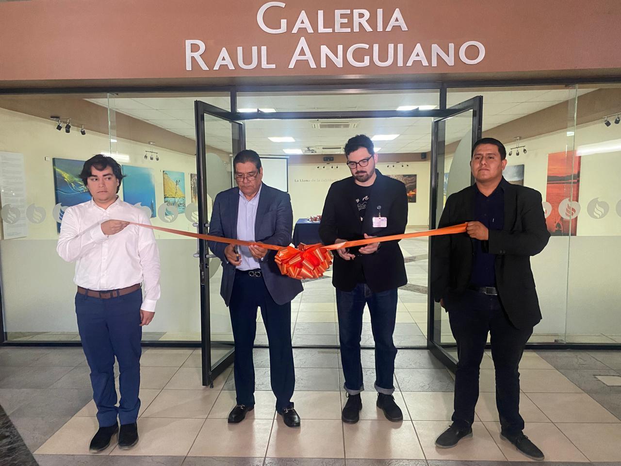 Inauguran en UDCI la exposición “Nómadas Digitales, expedición en 8 tiempos”