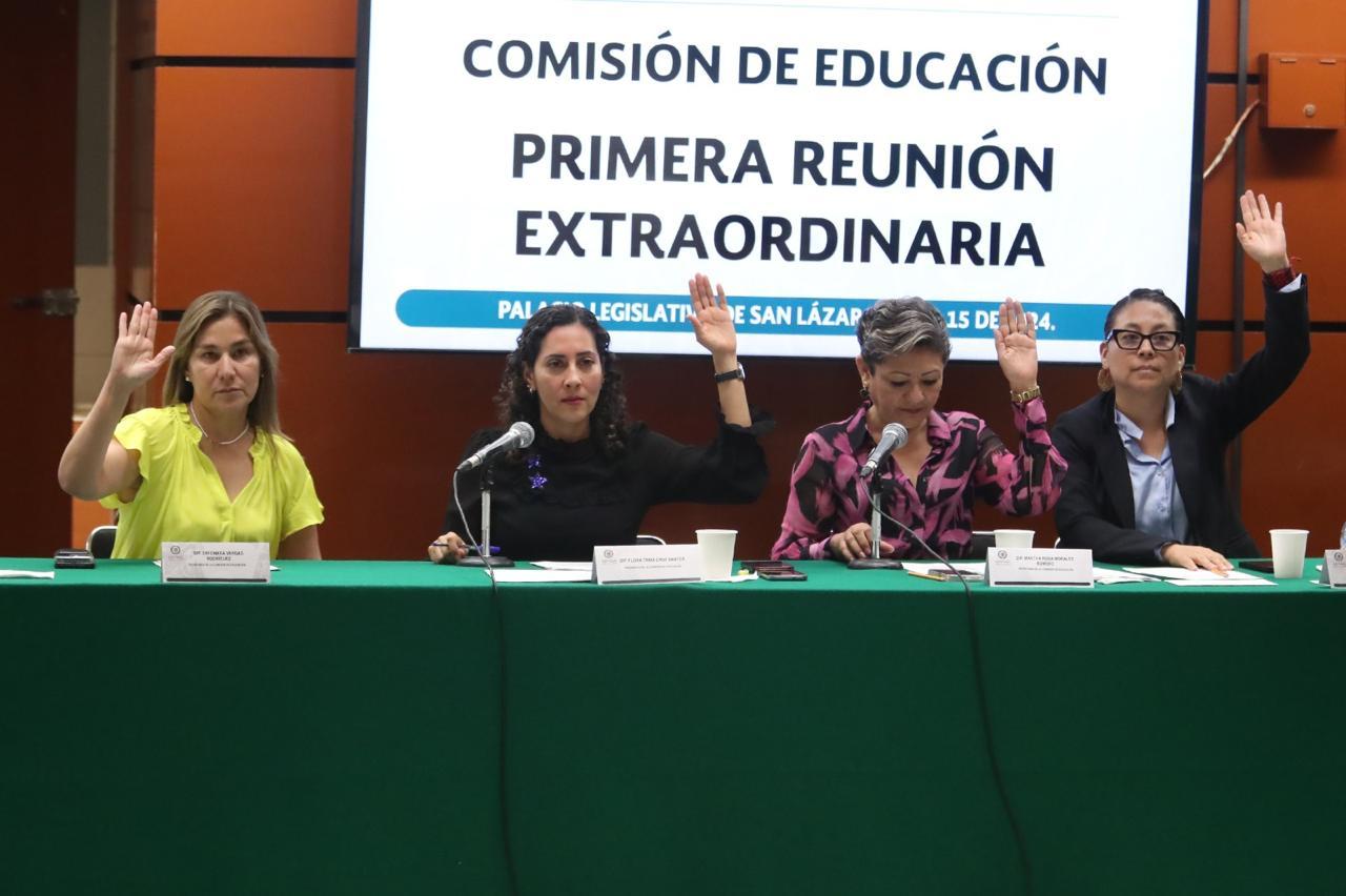 Aprueba Comisión de Educación sus últimos informes de actividades correspondientes a la LXV Legislatura