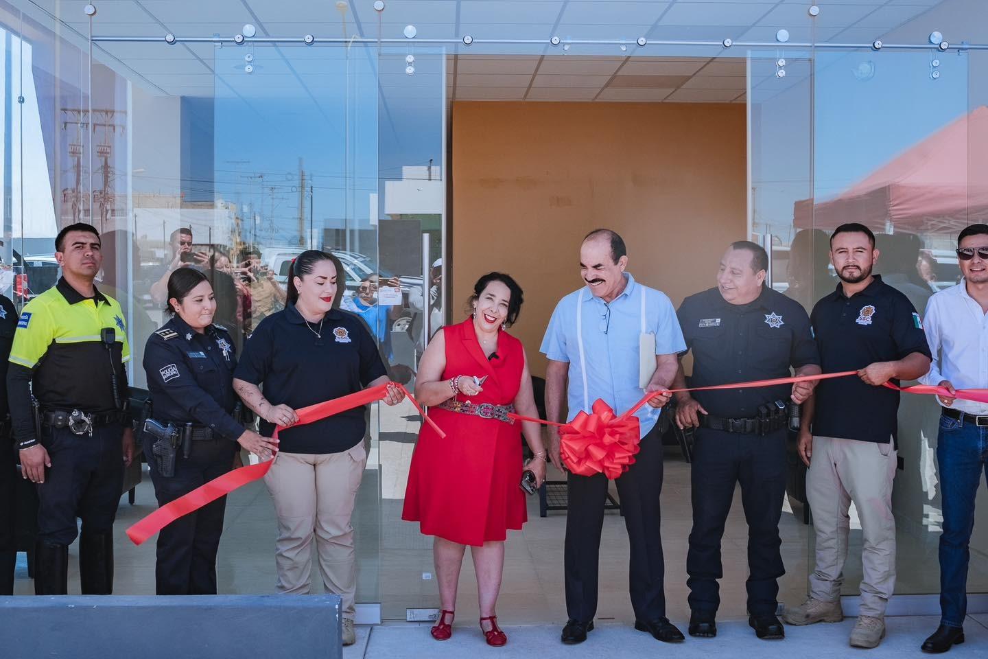 Inaugura Araceli Brown la Comandancia Norte en Real de Rosarito