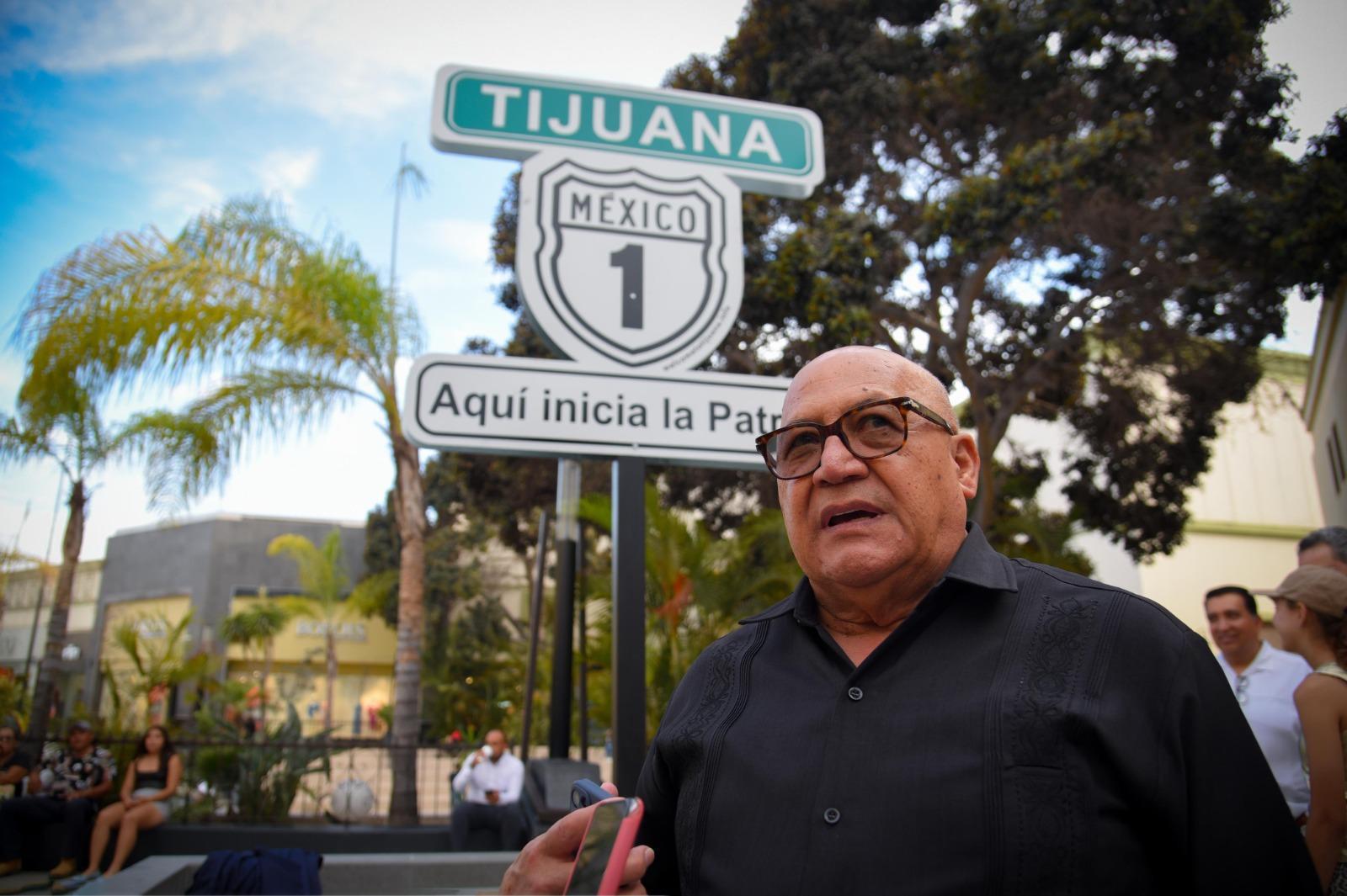 Generará sentido de pertenencia entre los tijuanenses la señalética de “Carretera México 1” instalada en Plaza Río