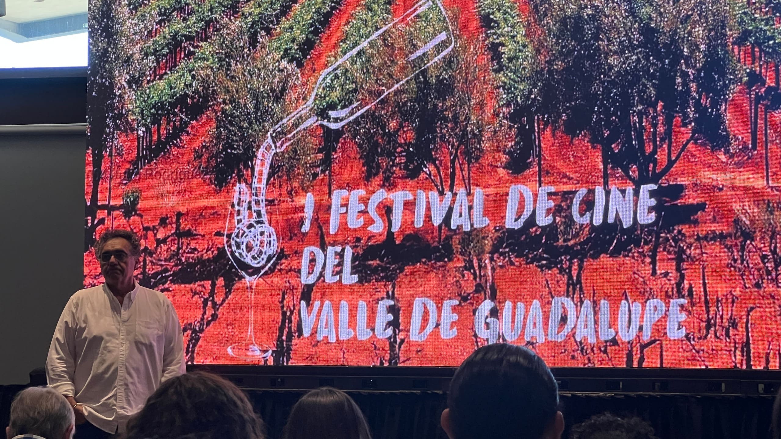 Alumnos de CUT asisten a Festival de Cine del Valle de Guadalupe