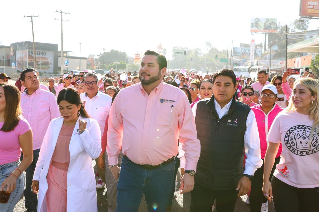 Encabeza Alcalde Ismael Burgueño jornada rosa en el Día Internacional de la Lucha Contra el Cáncer de Mama