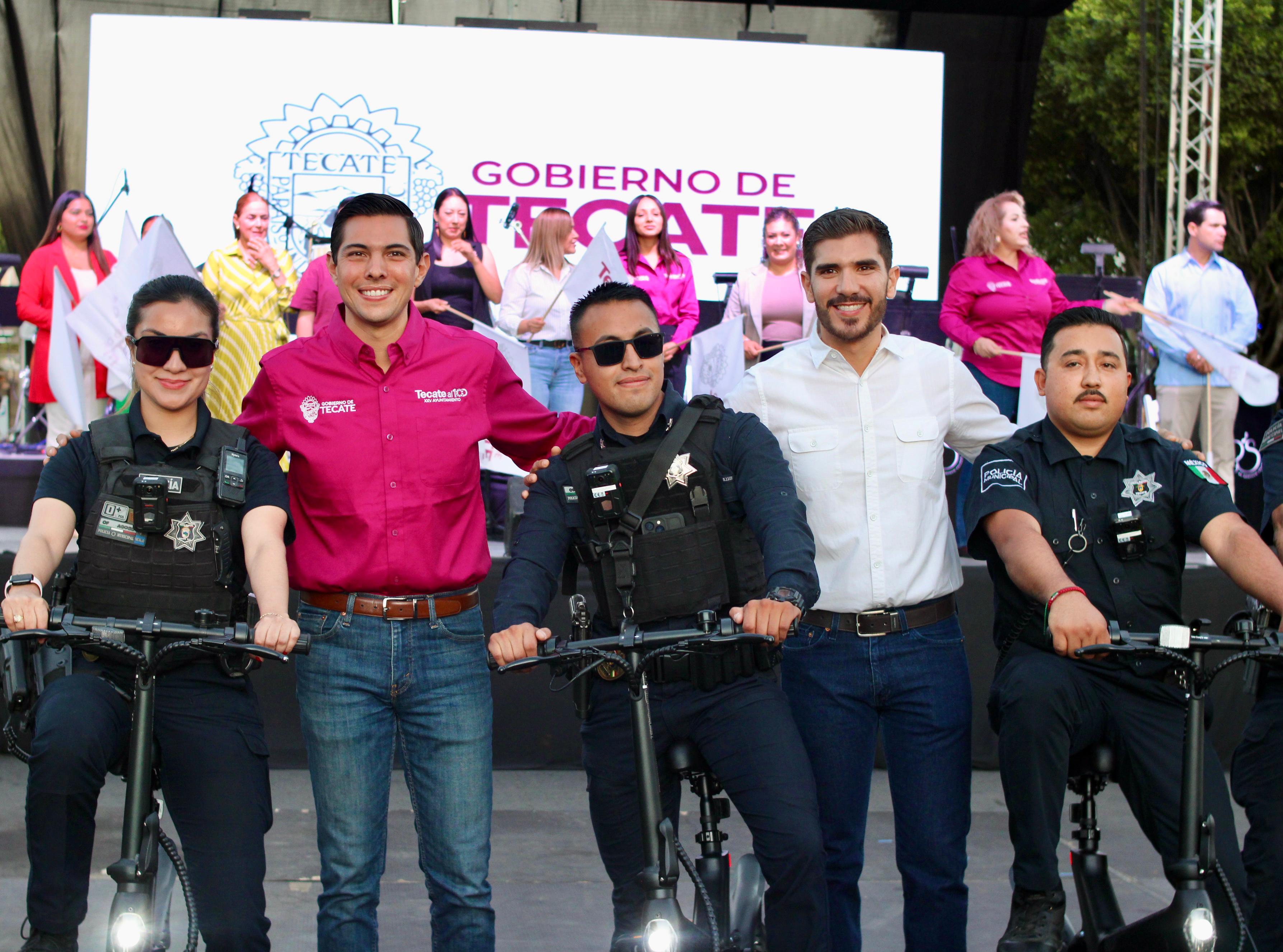 Relanza Gobierno de Tecate policía turística en 132 Aniversario de la ciudad