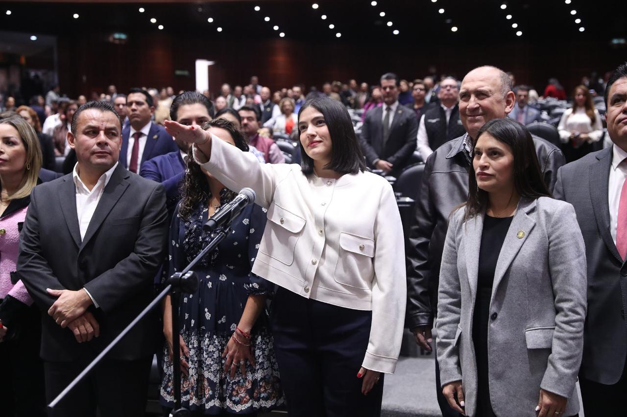 Paloma Domínguez Ugarte rinde protesta como diputada federal