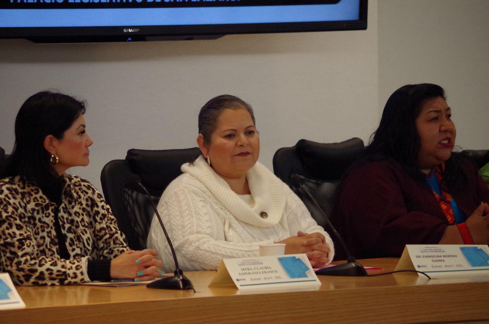 Presenta la diputada Evangelina Moreno y CONAPRED “Guía Para legislar contra la discriminación” en San Lázaro