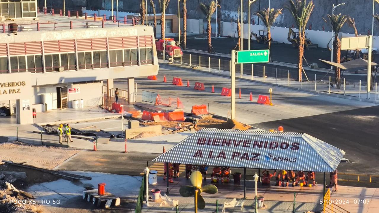 BAJA CALIFORNIA Y BAJA CALIFORNIA SUR UNIDAS EN EL RECORRIDO “LETRAS PENINSULARES”, DEL LIBROBÚS DEL FCE