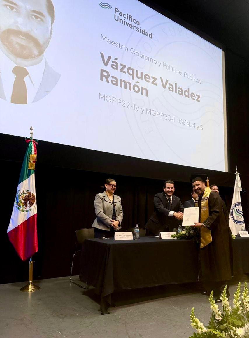 Diputado Ramón Vázquez Valadez obtiene grado de Maestro en Gobierno y Políticas Públicas