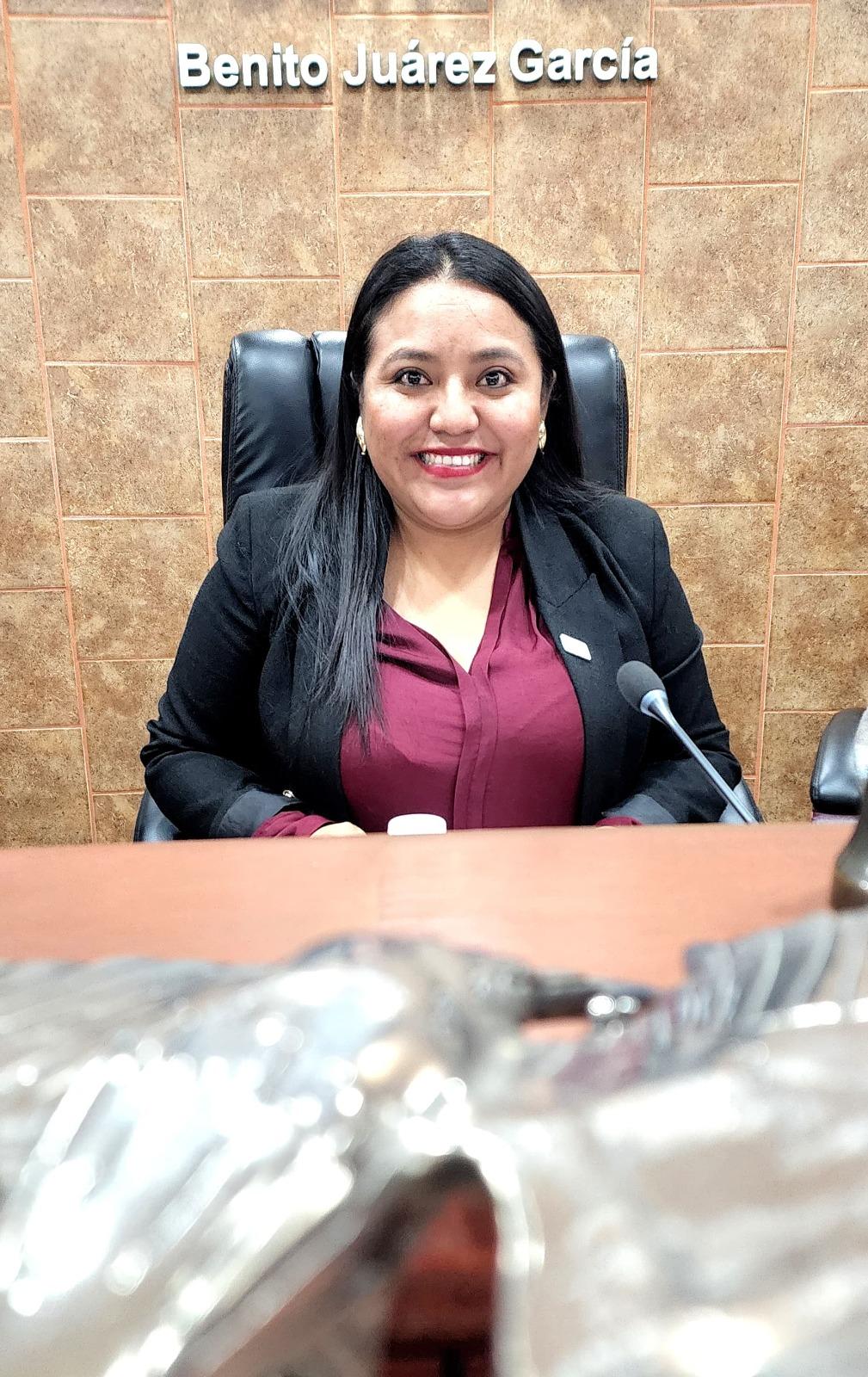 Diputada Evelyn Sánchez preside instalación de mesa directiva del Congreso del Estado