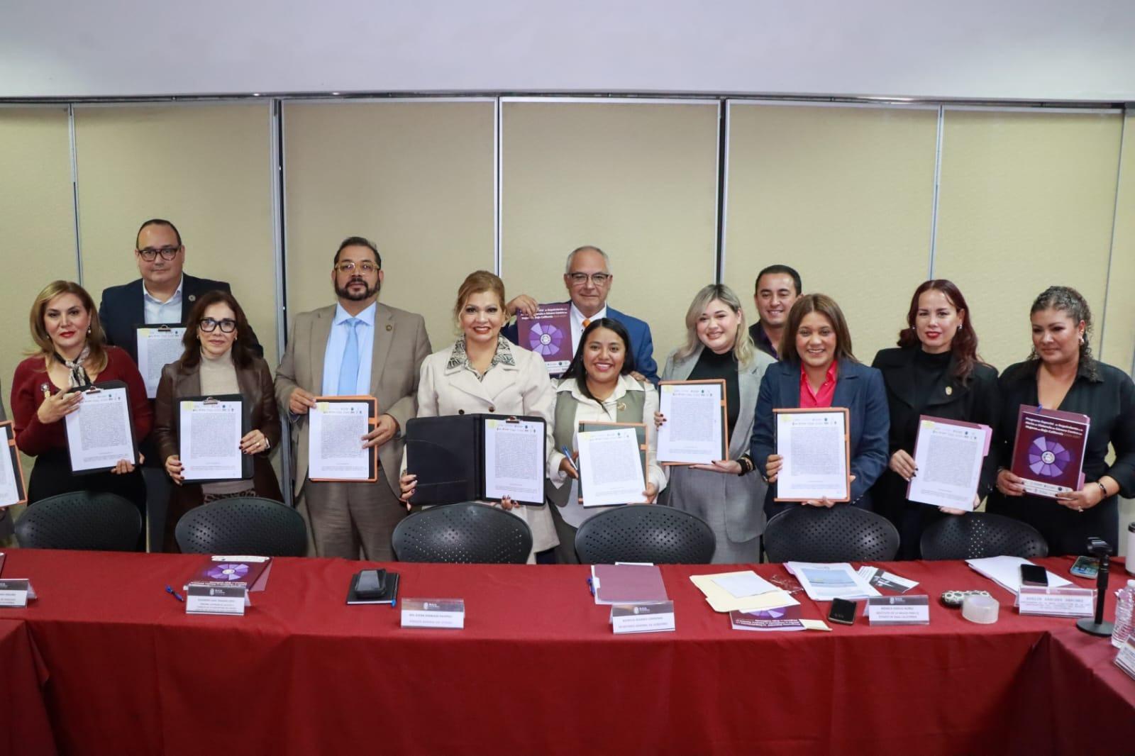 CONGRESO DEL ESTADO FIRMA CONVENIO PARA CUMPLIMIENTO DE LA ALERTA DE VIOLENCIA DE GÉNERO