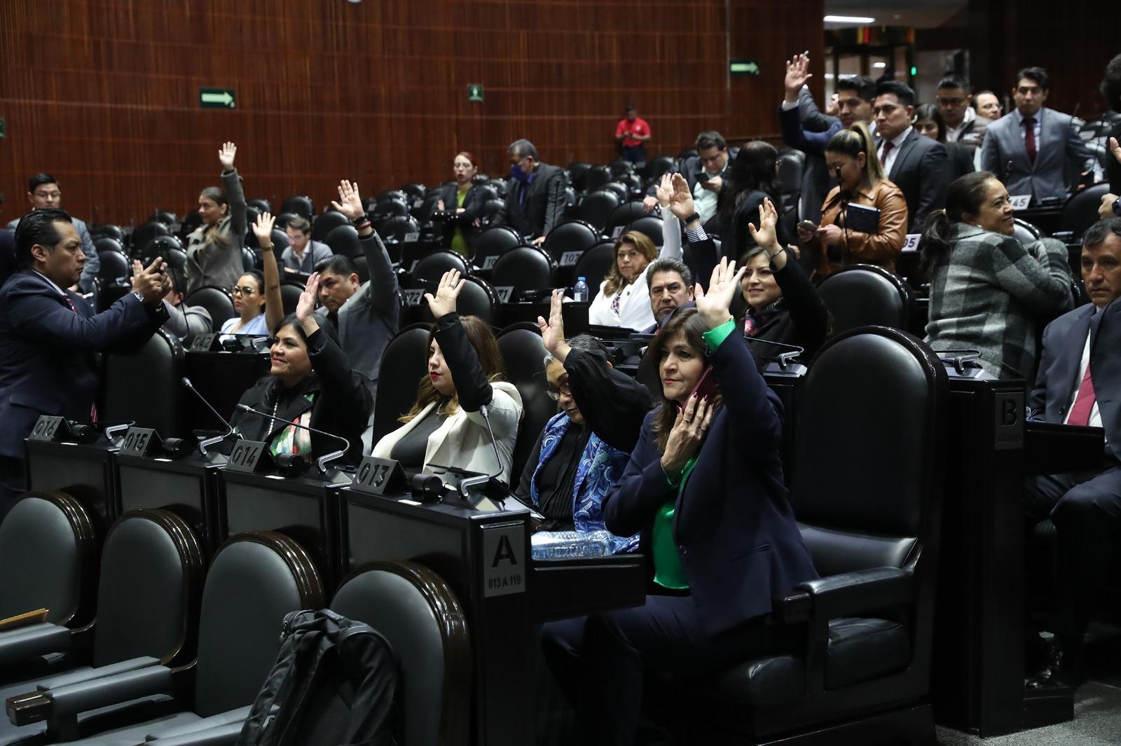 Aprueba Comisión Permanente modificar su calendario legislativo