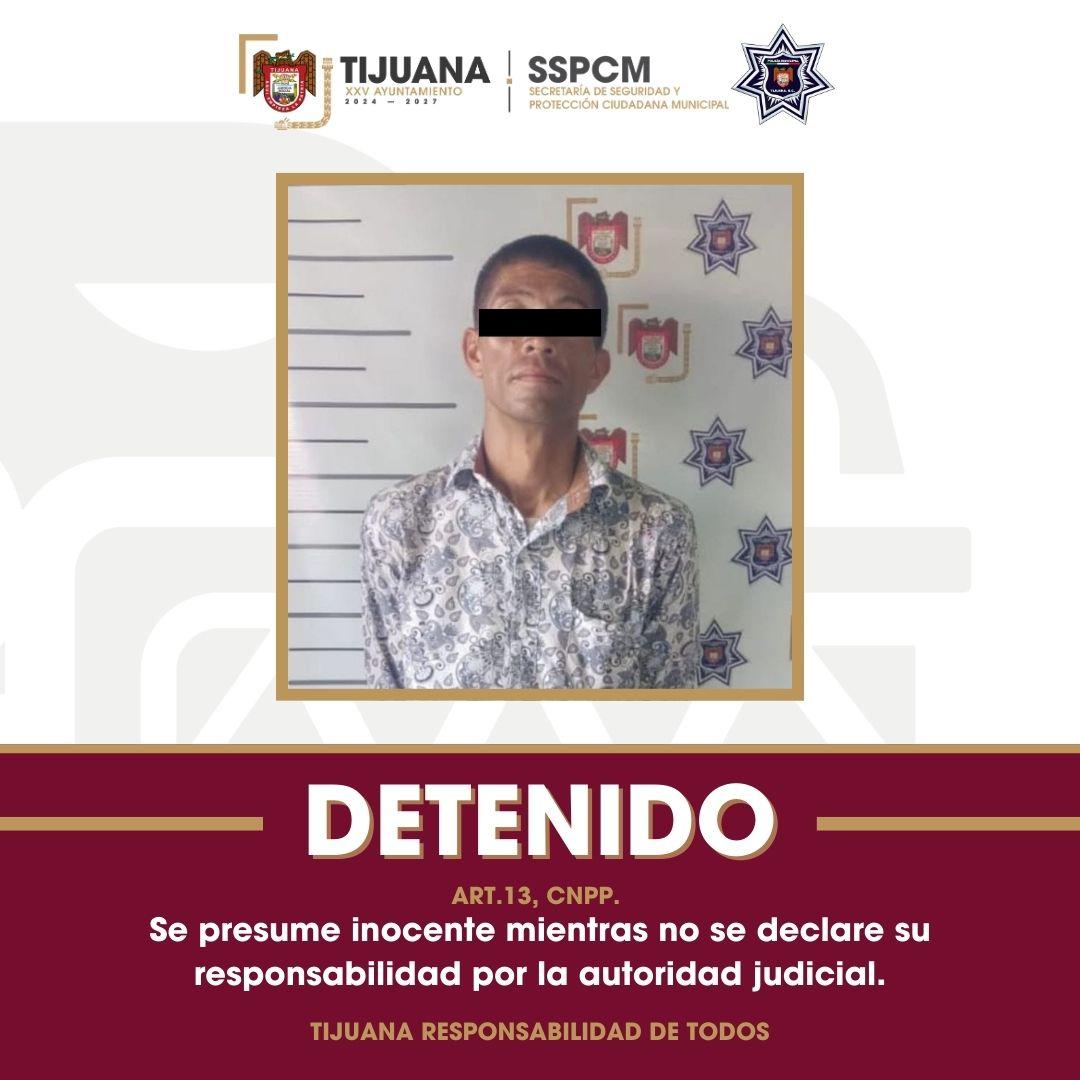 Capturan elementos municipales de Tijuana a presunto asaltante de tiendas Oxxo en posesión de droga