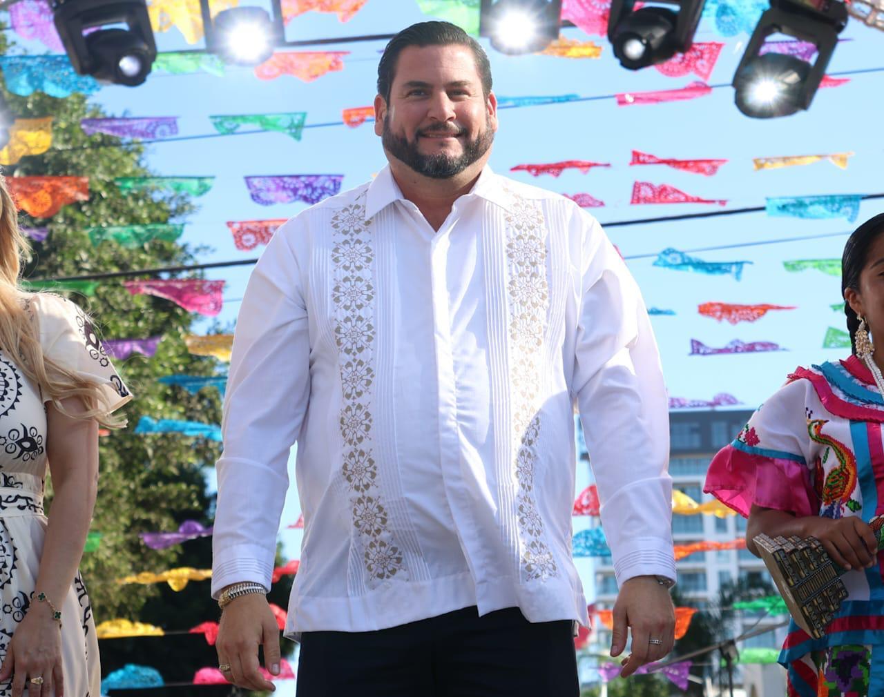 Inaugura Ismael Burgueño el Festival Binacional en Representación de la Guelaguetza 2025 en Tijuana