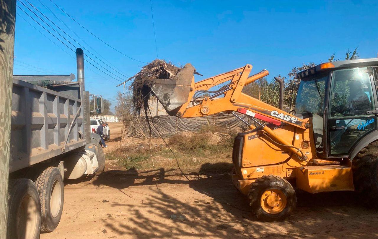 Gobierno de Claudia Agatón refuerza labores de mantenimiento en Maneadero