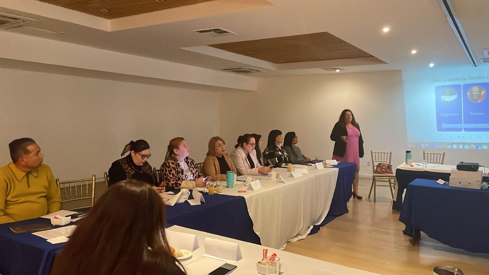 Fortalece Secretaría de Educación el trabajo con centros de capacitación del ciclo escolar 2025-2026